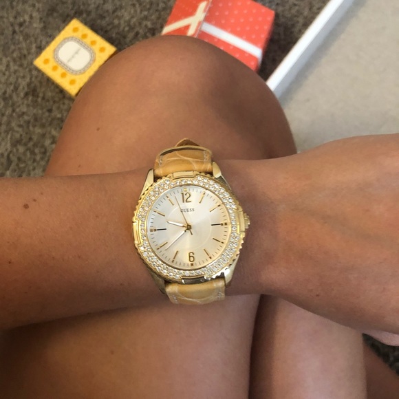 Guess Snake Skin Watch - Picture 3 of 4